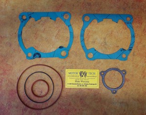 ZESTAW USZCZELEK TOP-END HUSQVARNA CR,WRK 250 91-98rp.  WR 250 92-97rp. MT220251