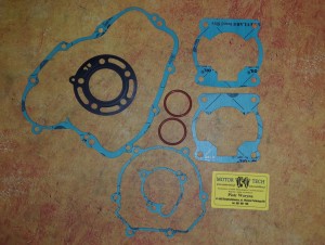 ZESTAW USZCZELEK SILNIK KAWASAKI KX 80 91-97rp. MT250082S