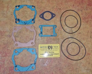 ZESTAW USZCZELEK SILNIK KTM SX 65 98-08R / xc 65 08RP. mt270042