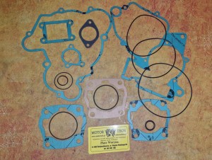 ZESTAW USZCZELEK SILNIK  KTM SX 65 98-08R / xc 65 08RP. mt270042s 