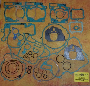 ZESTAW USZCZELEK  SILNIKA KTM 200 SX/MXC/EXC '02-'16 MT270028S