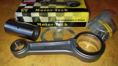 conrods Suzuki DR 600 87r  MT3401.jpg