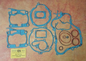 ZESTAW USZCZELEK SILNIK YAMAHA YZ 125 94-98rp. MT485115/1S