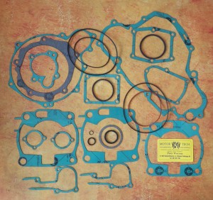 ZESTAW USZCZELEK  SILNIKA YAMAHA YZ250 88-96R., WR250 88-97R  MT485254S